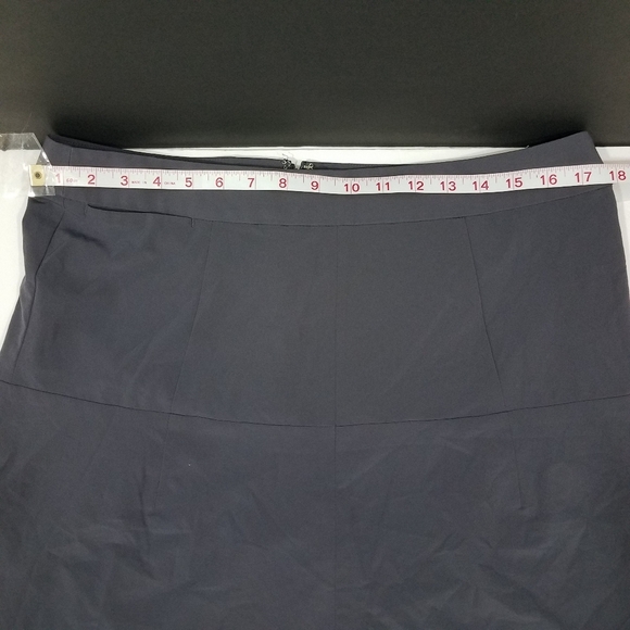 Oxford Golf Irongate Gray Skort 10 NWT - Picture 8 of 9